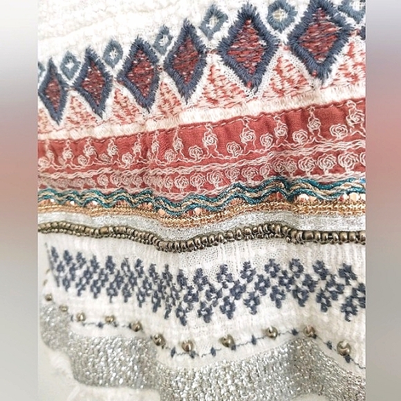 Great Used Condition Ecote Boho Cotton Low Cut-Out Back Embellished Tank Top Lg. - Picture 8 of 10